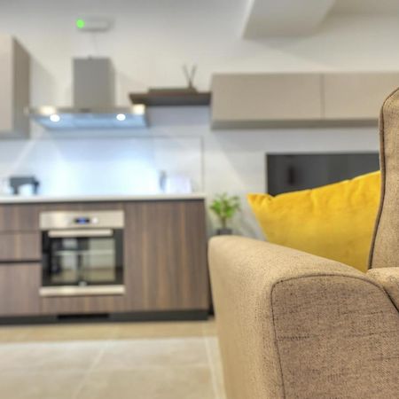 Brand New And Tastefully Furnished 2 Bedroom Apartment Ddif1-2 Gzira Buitenkant foto
