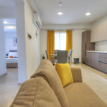Brand New And Tastefully Furnished 2 Bedroom Apartment Ddif1-2 Gzira Buitenkant foto